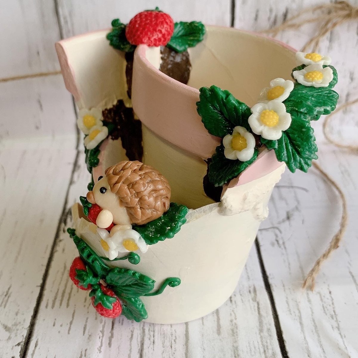 ハリネズミさんイチゴ狩り♡