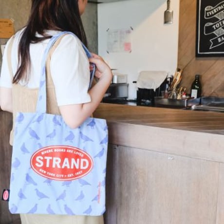 STRAND TOTE All Over Pigeons