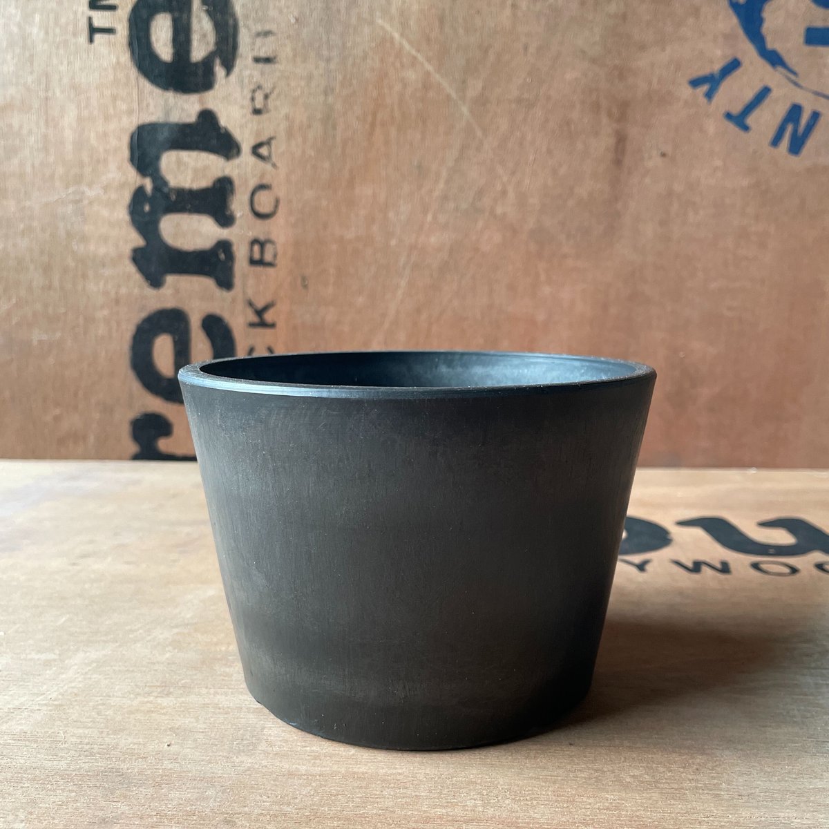 BLACK PLASTIC POT - marvista シティルートBK (W15×H10c