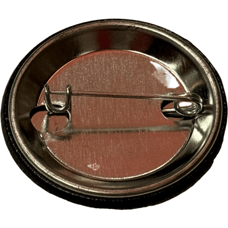 新品 MOMA BADGE