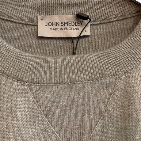新品　JOHN SMEDLEY CREWNECK KNIT  100% SEA ISLAND COTTON  "MADE IN ENGLAND"