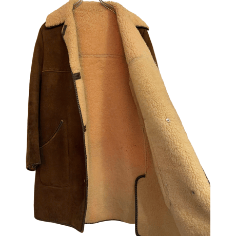 USED VINTAGE SHEARLING COAT ”MADE IN ENGLAND”