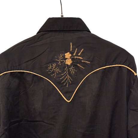 USED  1970's  EMBROIDRED ROCKMOUNT WESTERN SHIRTS