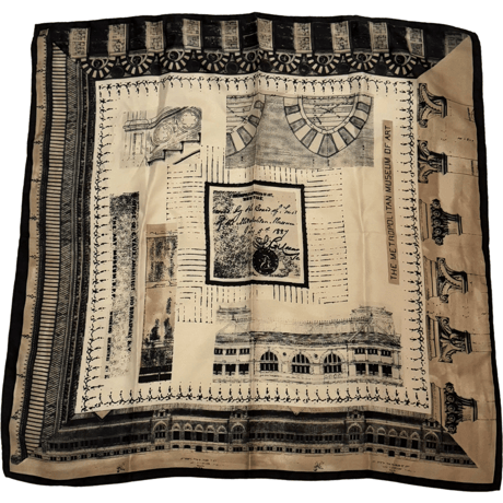 新品　THE MET(THE METROPOLITAN MUSEAM OF ART New York) SILK SCARF　MADE IN ITALY