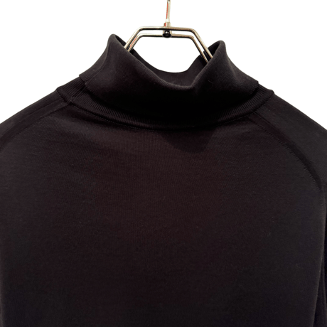 新品　JOHN SMEDLEY TURTLENECK KNIT NAVY  100% SEAISLAND COTTON  "MADE IN ENGLAND"