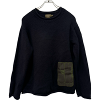 USED CALVIN KLEIN ”KAHKI" SWEATER