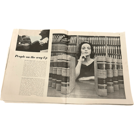 VINTAGE BOOK (USED)  THE SATURDAY EVENING POST  1961 DECEMBER