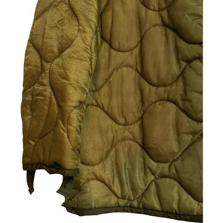 USED US MILITARY QUILTING LINER