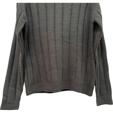 USED BANANA REPUBLIC VNECK SWEATER