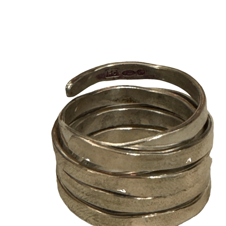 68402cd4e12a955edc3e919a