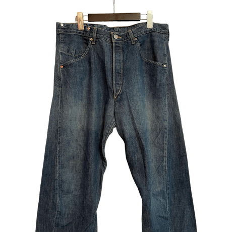 USED　00s  LEVI'S ENGINEERED JEANS