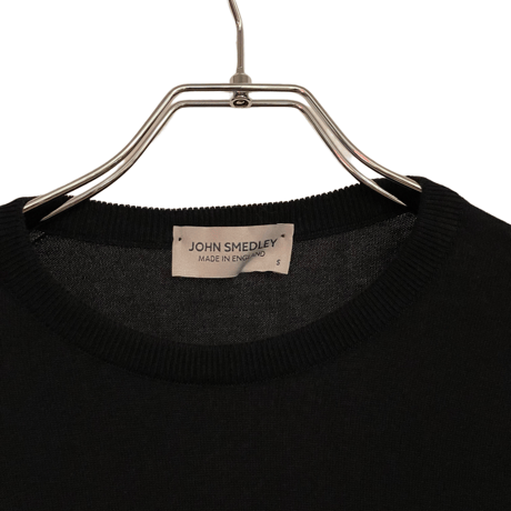 新品　JOHN SMEDLEY CREWNECK KNIT  100% SEA ISLAND COTTON  "MADE IN ENGLAND"