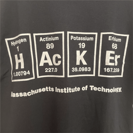 新品　M.I.T ”HACKER” TSHIRTS  CHAMPOIN USA