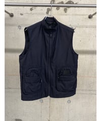 "TUMI "nylon vest