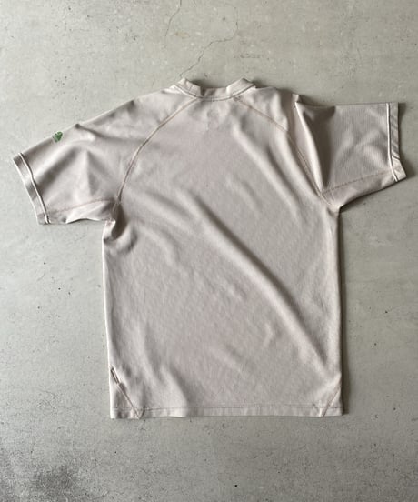USED "NIKE ACG" polyester t-shirts