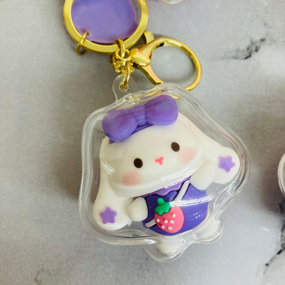 レアサンエックス天然石カプセルうさぎキーホルダー