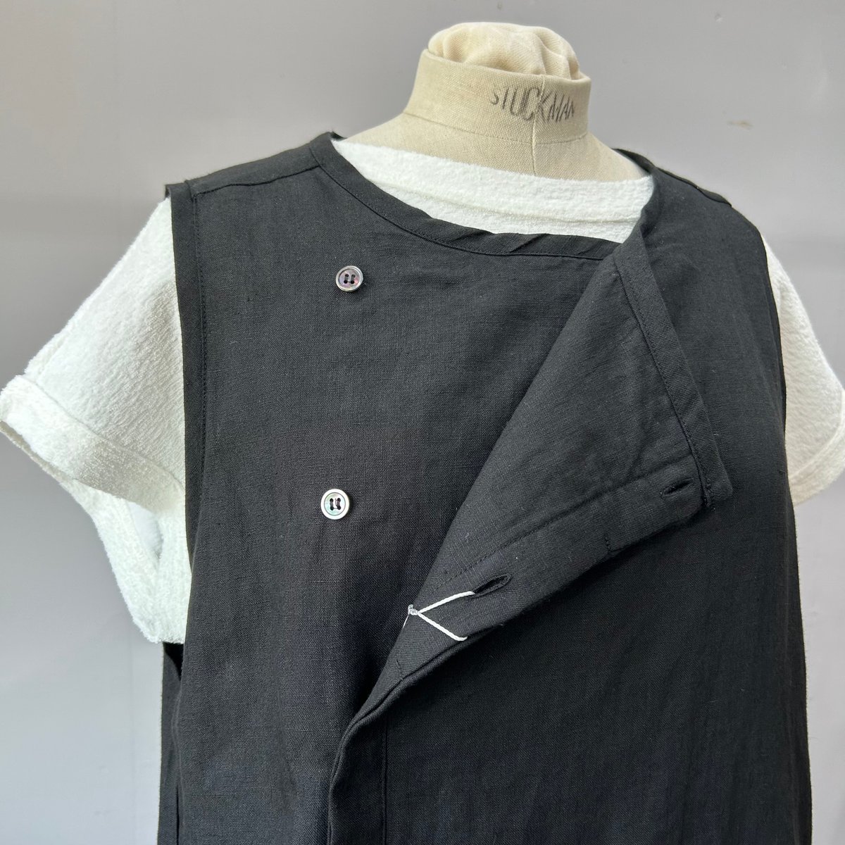 UNIVERSAL TISSU トリプルワッシャーリネン 3Dワンピース/UT232OP025