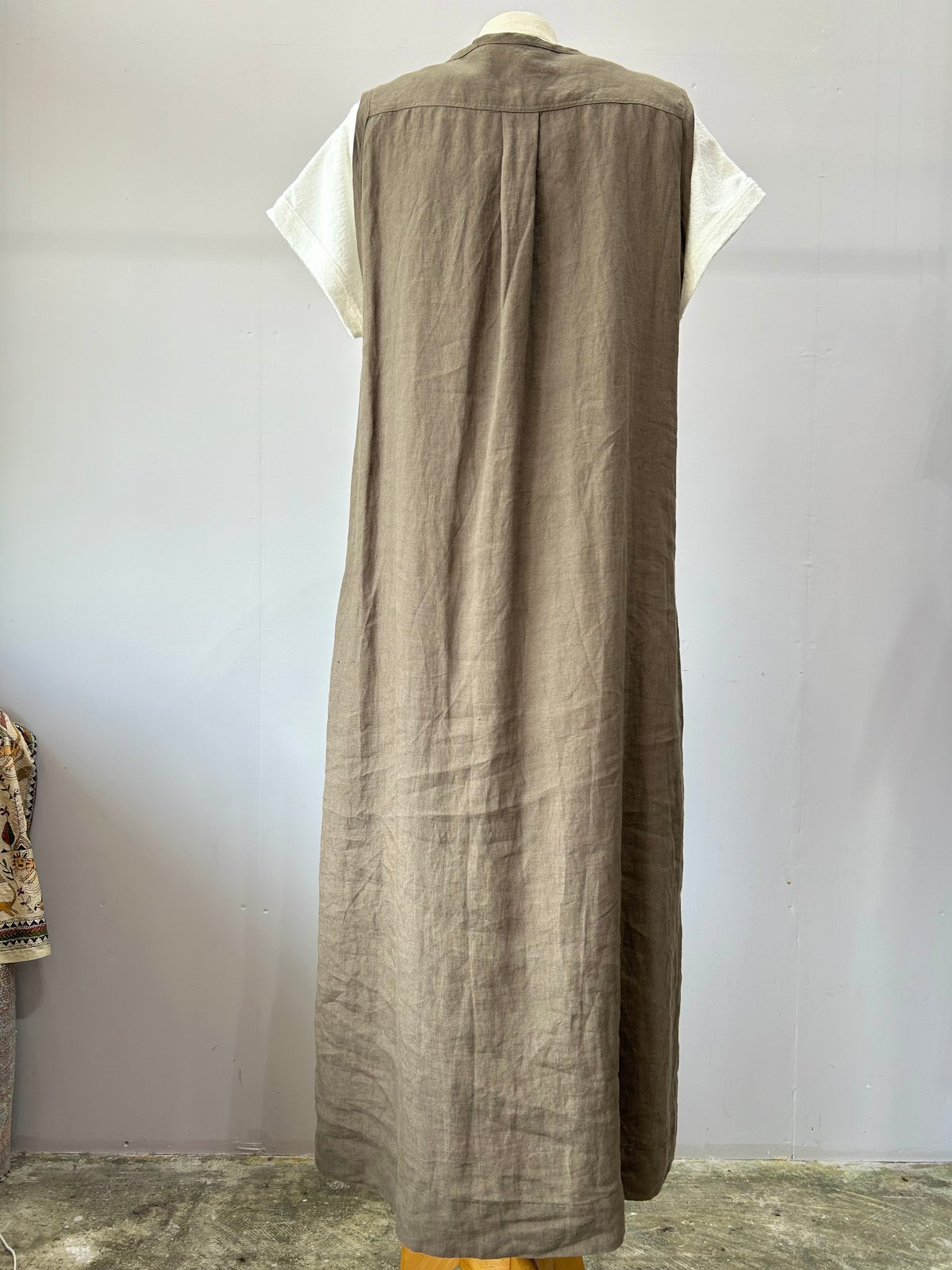 UNIVERSAL TISSU トリプルワッシャーリネン 3Dワンピース/UT232OP025