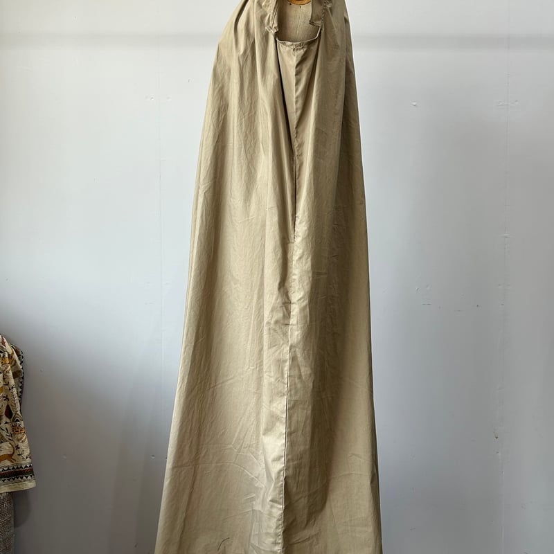 UNIVERSAL TISSU タイプライタータックワンピース UNIVERSAL TISSU｜ナチュラルタイプライター タックギャザー