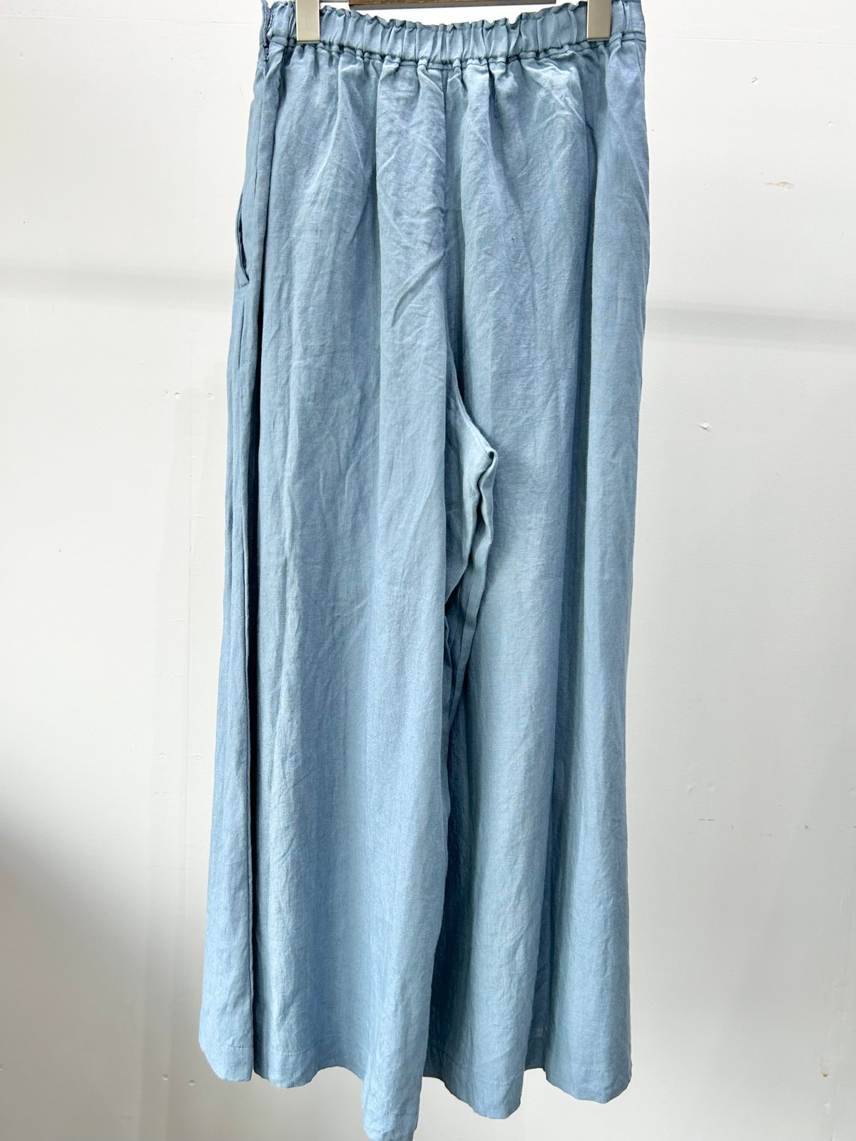 TISSU ティシュ トリプルワッシャーリネン ラップキュロットパンツ モカ TISSU ティシュ トリプルワッシャーリネン ラップキュロット