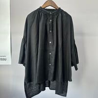 UNIVERSAL TISSU フレンチリネンフレアスリーブシャーリングブラウス /UT261BL034