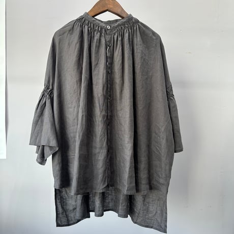 UNIVERSAL TISSU フレンチリネンフレアスリーブシャーリングブラウス /UT261BL034