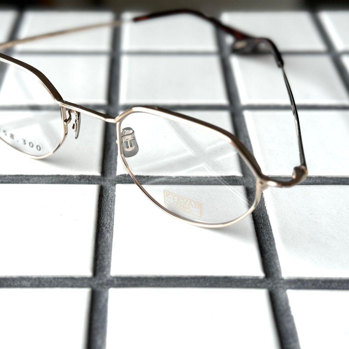EYEVAN7285 1002 902 ゴールド MODEL 1002 | EYEVAN 7285