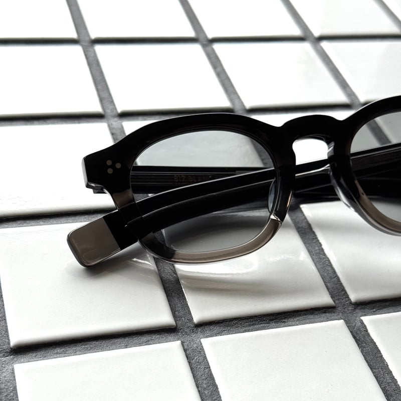 BLANC.. | 817 BLANC LNT/BE008/BLK.GRD | Eureka