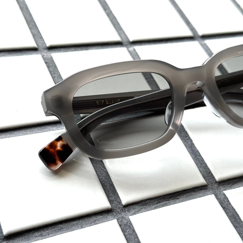 BLANC.. | 817 BLANC LNT/BE014/RHINO | Eureka op