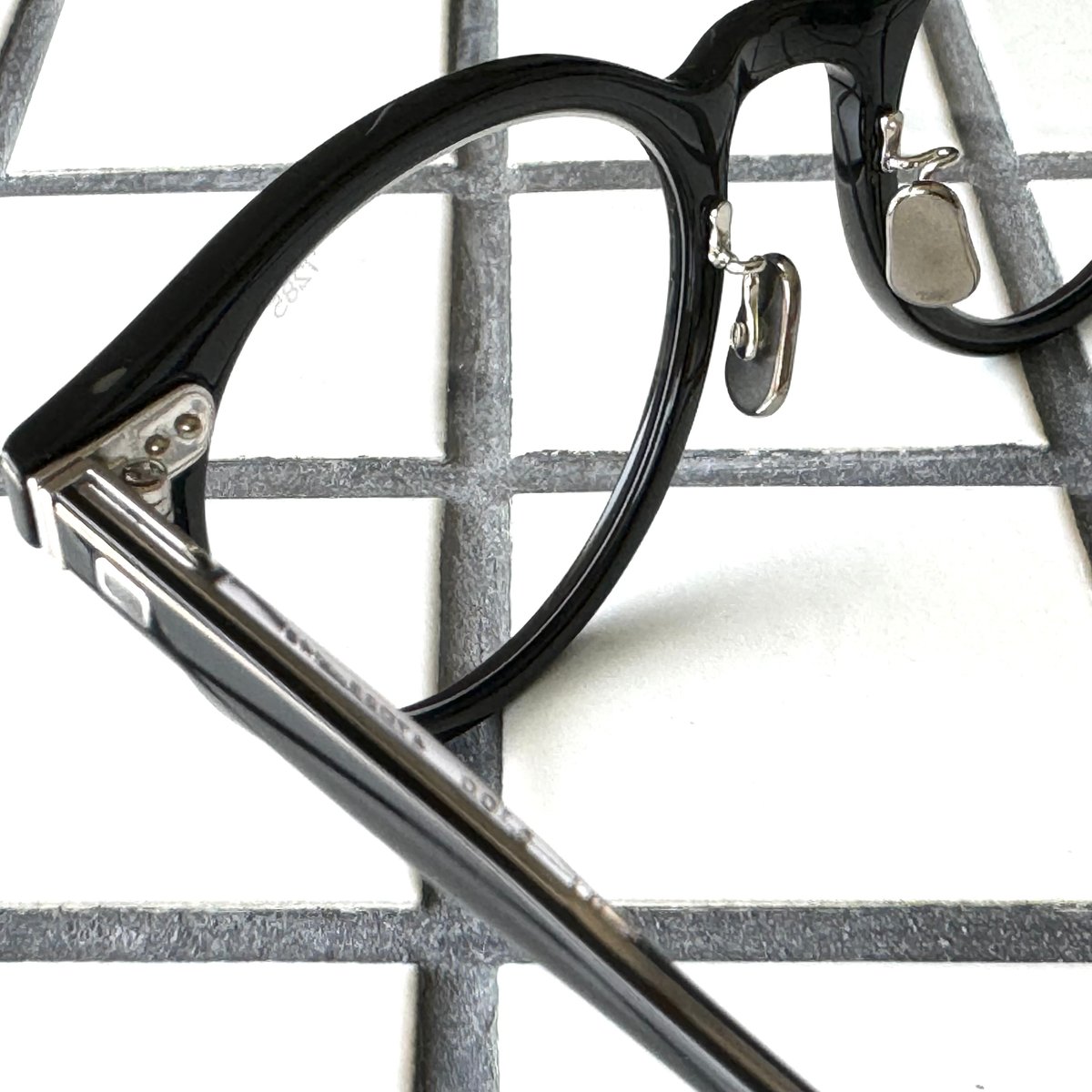 EYEVAN7285/756 SUN/c.100 | Eureka optician's SHOP EYEVAN7285/756 SUN/c.100 | Eureka optician's SHOP