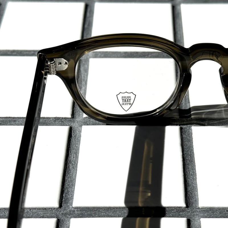 JULIUS TART OPTICAL/AR/46-22/Olive Green Sasa |