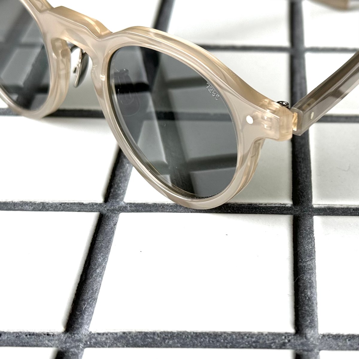 EYEVAN7285/358 SUN/c.335 | Eureka optician's SHOP
