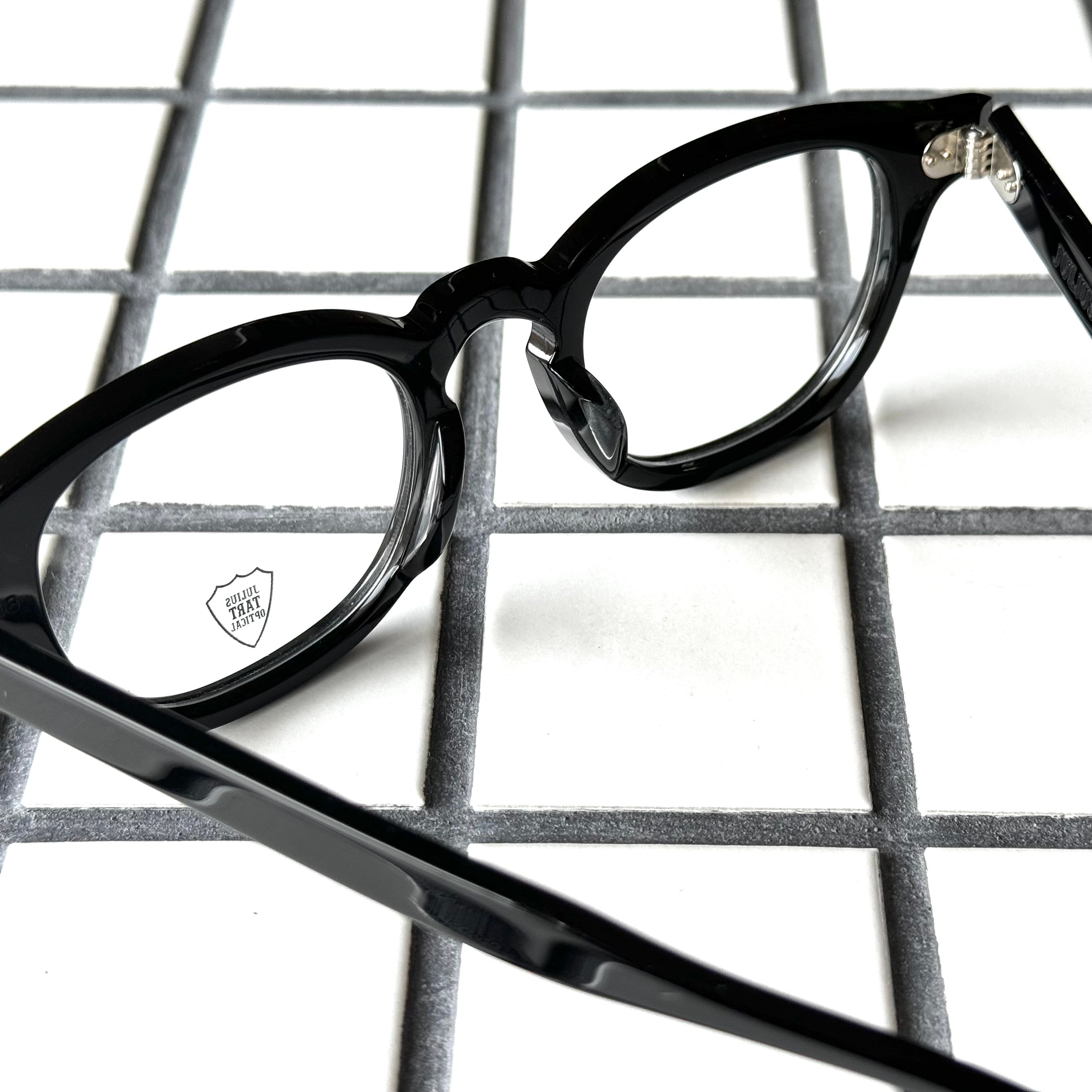 JULIUS TART OPTICAL/AR/48-22/Black | Eureka opt