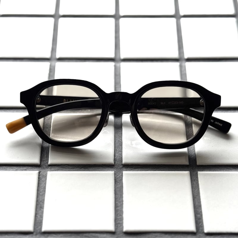 BLANC.. /B0043/BLK | Eureka optician's SHOP