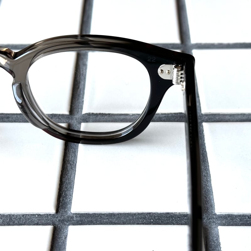JULIUS TART OPTICAL AR46/22-BLACK SHADOW