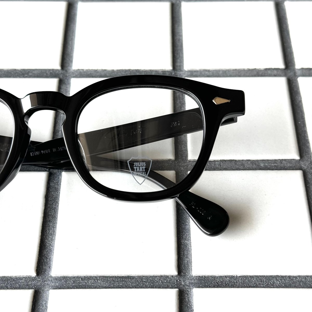 JULIUS TART OPTICAL/AR/48-22/Black | Eureka opt