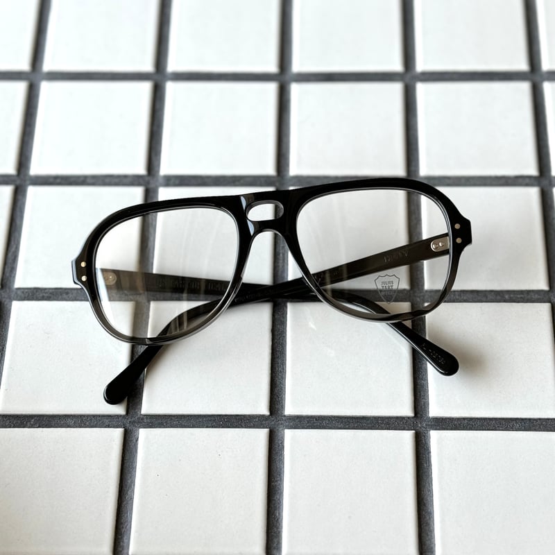 JULIUS TART OPTICAL/HOLLY/Black Fade | Eureka o...