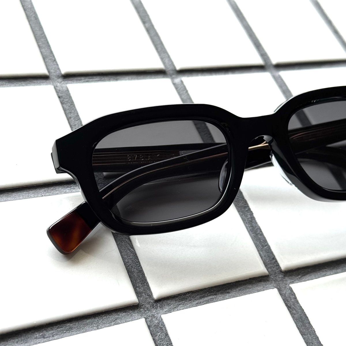 BLANC.. | 817 BLANC LNT/BE014/BLK | Eureka opti