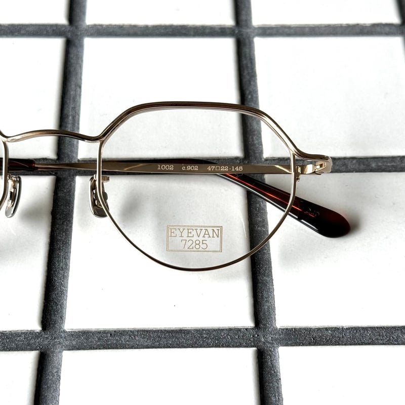 EVEYAN7285/1002/c.902 | Eureka optician's SHOP