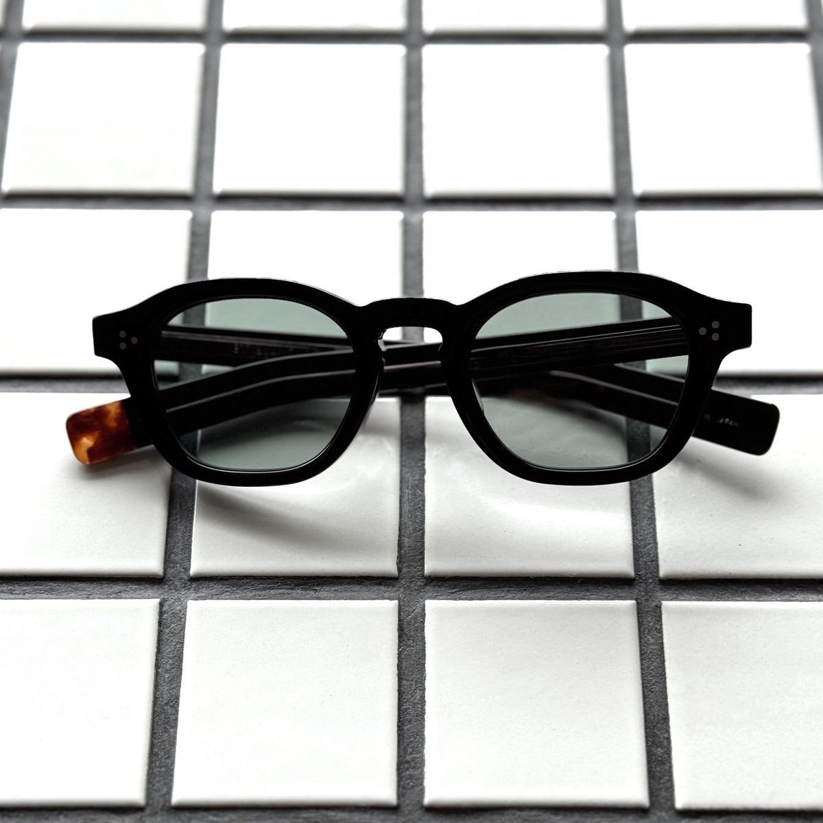 BLANC.. | 817 BLANC LNT/BE008/BLK | Eureka opti
