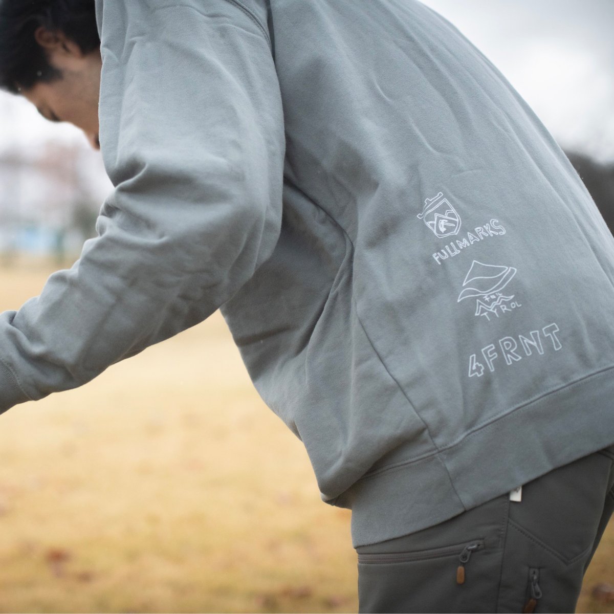 スウェット ストーングリーン | Play with 響人