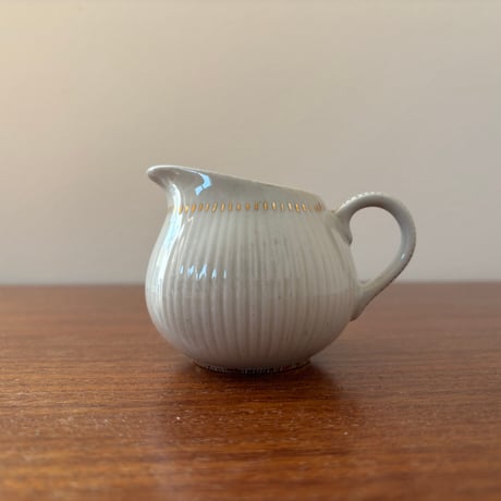 ARABIA Finland Hand Paint Kaj Franck "Sointu" creamer