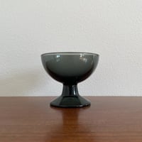 1956 Saara Hopea Nuutajarvi Finland Ice cream glass bowl 5379 サーラ・ホペア ヌータヤルヴィ アイスクリームグラス グレー❷