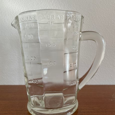 Riihimaki Finland measuring glass jug 1948