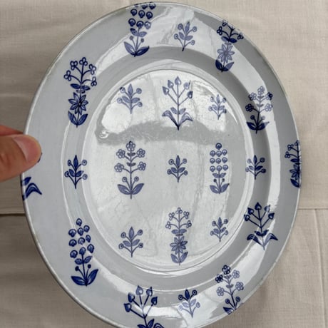 ARABIA Birger Kaipiainen "Tapestry" rimmed plate❶