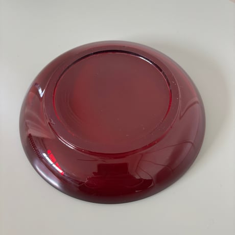 Saara Hopea Nuutajarvi 5277 Glass plate Red