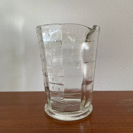 Riihimaki Finland measuring glass jug 1948