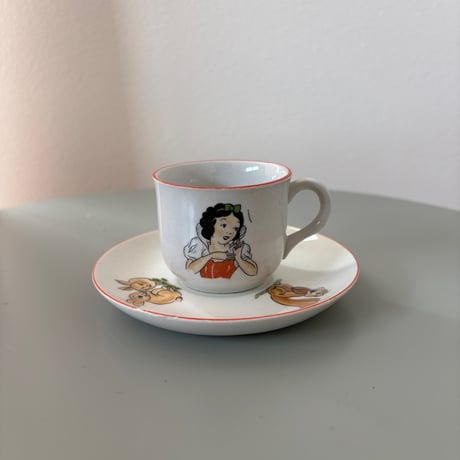 1937 Arabia Finland "Snow White"  Cup&saucer❶