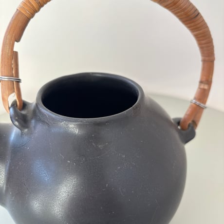 ▲ARABIA GA1 Tea pot 1955 Ulla Procope Black