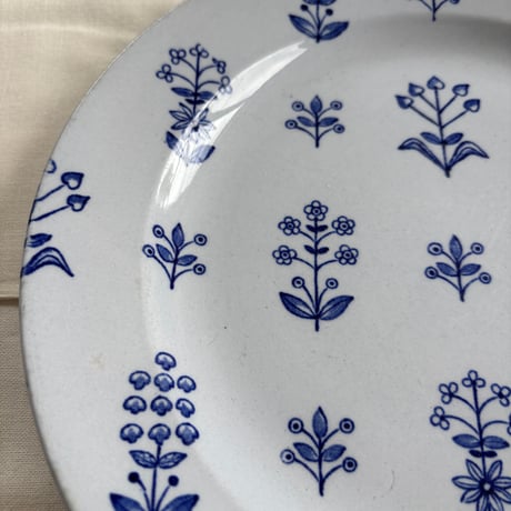 ARABIA Birger Kaipiainen "Tapestry" rimmed plate❷